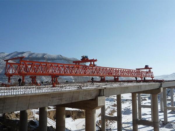 桥梁起重设备_产品展示_邯郸市邯山区豪翔五金起重机械经销